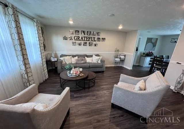 Photo 3 of Sale Pending at 2789 Jupiter Dr, Fairfield, OH 45014 | MLS# 1885695 | Listing updated on 2026-09-25