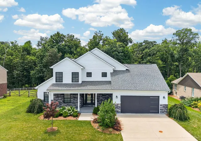 Photo 1 of Sale Pending at 6582 Rosewood Ln, Goshen, OH 45122 | MLS# 1887157 | Listing updated on 2026-10-08