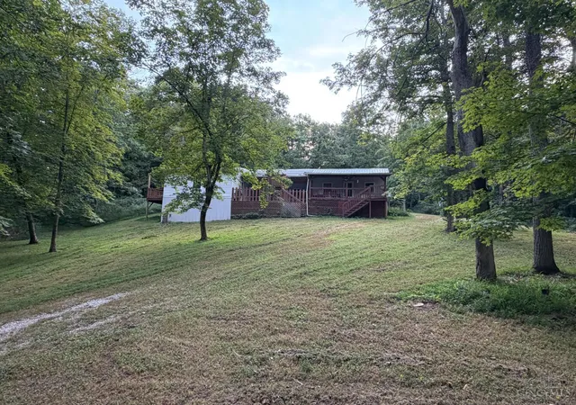 Photo 2 of Single family home for sale at 1702 Robinson Holw Rd, Liberty Twp, OH 45693 | MLS# 1887262 | Listing updated on 2026-09-04