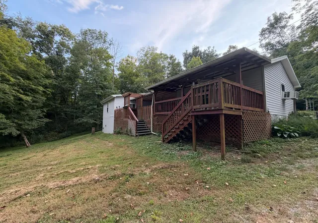 Photo 3 of Single family home for sale at 1702 Robinson Holw Rd, Liberty Twp, OH 45693 | MLS# 1887262 | Listing updated on 2026-09-04