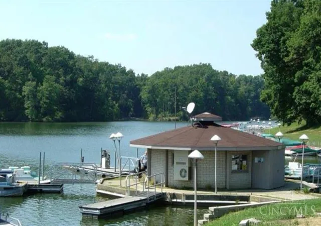 Photo 4 of Sale Pending at 10920 Cinderella Dr, Hillsboro, OH 45133 | MLS# 1887129 | Listing updated on 2026-09-11