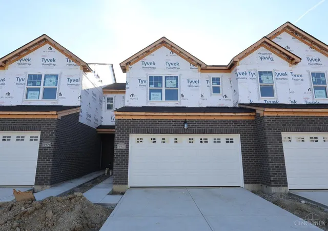 Photo 1 of Sale Pending at 7236 Grandpoint Dr #48, West Chester, OH 45069 | MLS# 1887786 | Listing updated on 2026-10-06