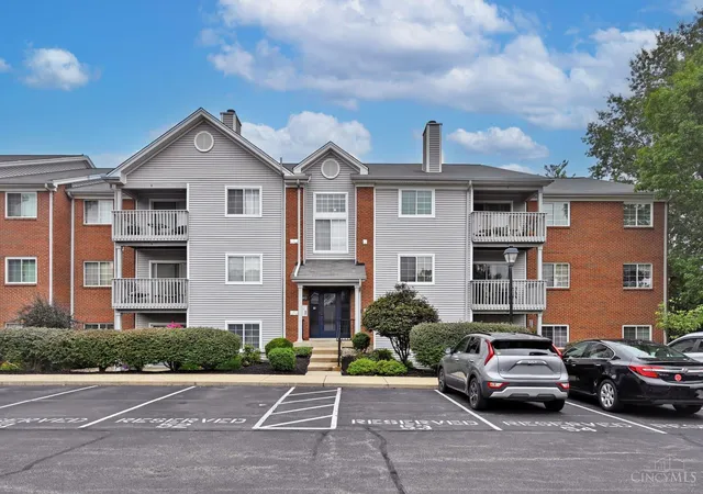 Photo 2 of Condo for sale at 7382 Ridgepoint Dr #7, Cincinnati, OH 45230 | MLS# 1888764 | Listing updated on 2026-09-10