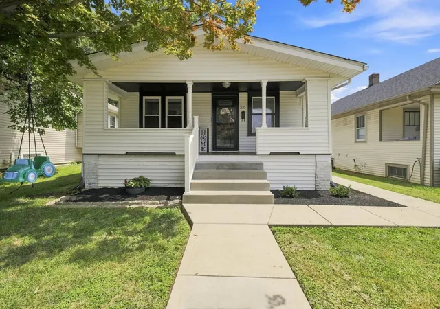 Photo 4 of Sale Pending at 310 N F St, Hamilton, OH 45013 | MLS# 1888940 | Listing updated on 2026-10-07