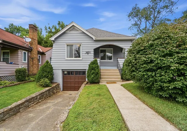 Photo 3 of Single family home for sale at 6522 Palmetto St, Cincinnati, OH 45227 | MLS# 1888972 | Listing updated on 2026-09-09