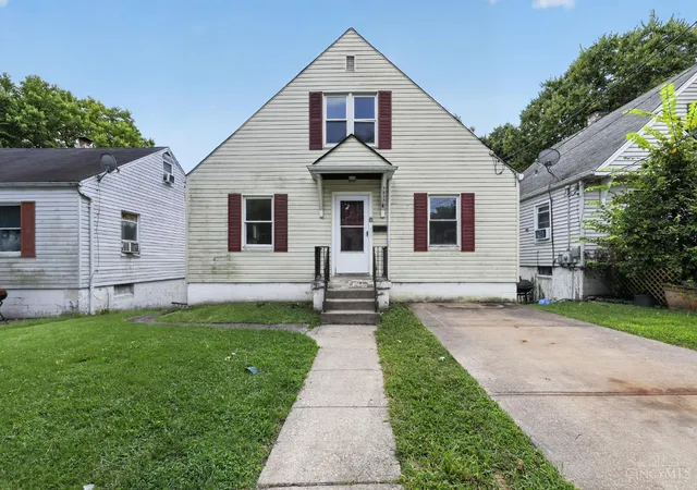 Photo 1 of Single family home for sale at 1911 Ashbrook Dr, Cincinnati, OH 45238 | MLS# 1887619 | Listing updated on 2026-09-04