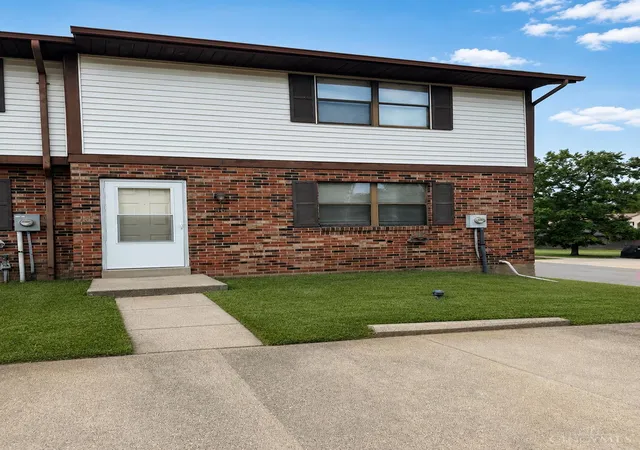 Photo 1 of Sale Pending at 2065 Woodtrail Dr #36, Fairfield, OH 45014 | MLS# 1888865 | Listing updated on 2026-09-14
