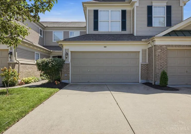 Listing Photo 2 - Condo for sale in building located at 4567 Winners Cir, Batavia, OH 45103