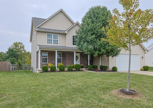 Photo 2 of Single family home for sale at 1544 Adams Ct, Batavia Twp, OH 45102 | MLS# 1890117 | Listing updated on 2026-09-11