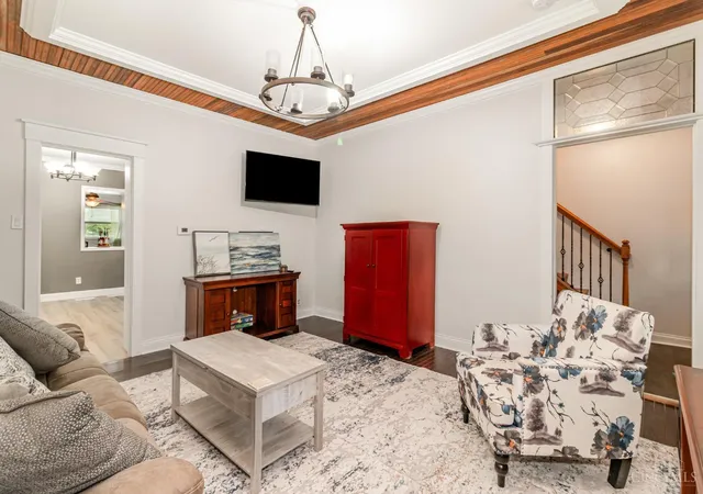 Photo 4 of Single family home for sale at 3903 Dumont St, Cincinnati, OH 45226 | MLS# 1888686 | Listing updated on 2026-09-01