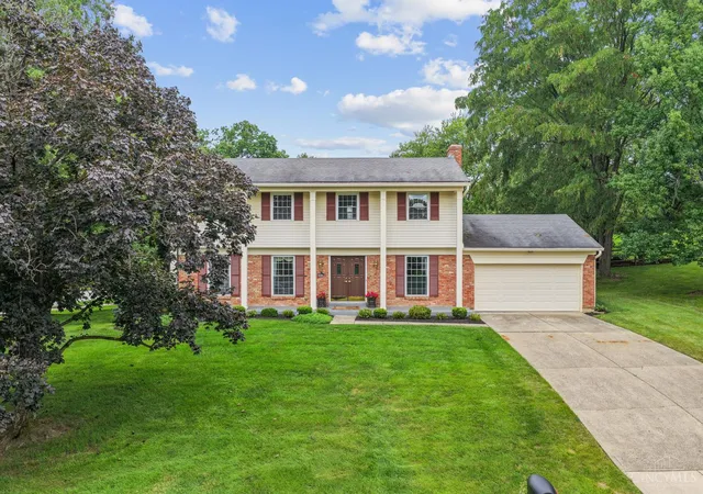 Photo 2 of Single family home for sale at 2507 Ashton Ct, Anderson Twp, OH 45244 | MLS# 1890146 | Listing updated on 2026-09-08