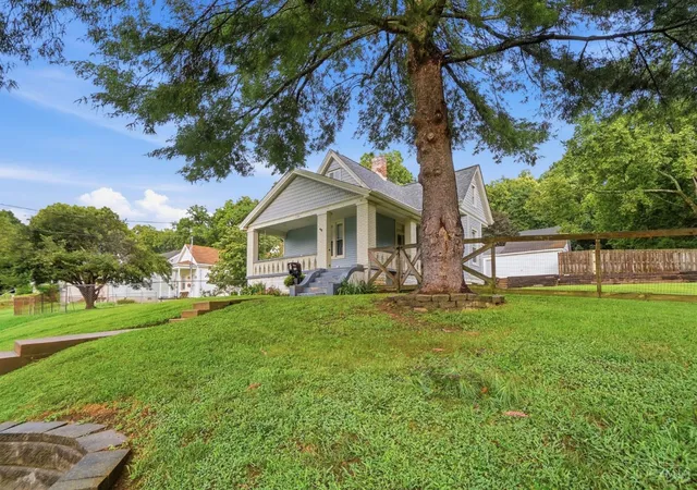 Photo 1 of Sale Pending at 6184 Hillside Ave, Cincinnati, OH 45233 | MLS# 1890254 | Listing updated on 2026-09-04