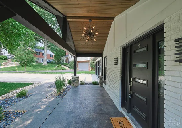 Photo 2 of Single family home for sale at 8702 Appleknoll Ln, Cincinnati, OH 45236 | MLS# 1890194 | Listing updated on 2026-09-10