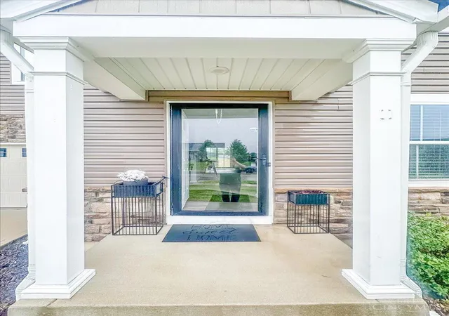 Photo 2 of Single family home for sale at 1153 Lisa Marie Dr, Xenia, OH 45385 | MLS# 1888482 | Listing updated on 2026-09-06