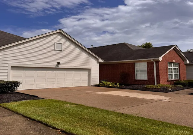 Photo 2 of Condo for sale at 3834 Sandtrap Cir, Mason, OH 45040 | MLS# 1890435 | Listing updated on 2026-09-09