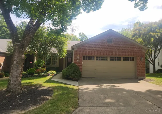 Photo 1 of Sale Pending at 1676 Emerald Glade Ln, Cincinnati, OH 45255 | MLS# 1890663 | Listing updated on 2026-09-08