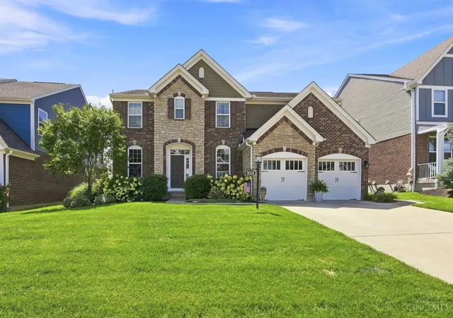 Photo 2 of Single family home for sale at 9328 Gardenside Ln, Loveland, OH 45140 | MLS# 1890686 | Listing updated on 2026-09-07