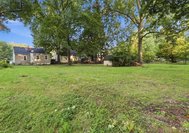 Photo 3 of Single family home for sale at 6925 Dianna Dr, North College Hill, OH 45239 | MLS# 1890662 | Listing updated on 2026-09-11