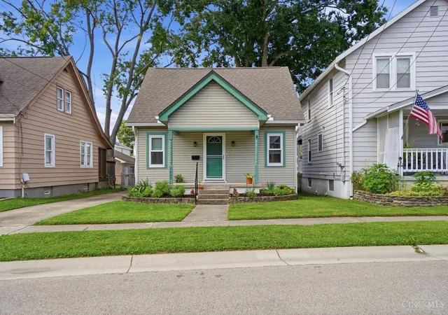 Photo 1 of Single family home for sale at 3807 Lonsdale St, Fairfax, OH 45227 | MLS# 1891525 | Listing updated on 2026-10-07
