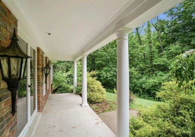 Photo 3 of Single family home for sale at 4 Beechurst Woods Ln, Green Twp, OH 45233 | MLS# 1879683 | Listing updated on 2026-09-05