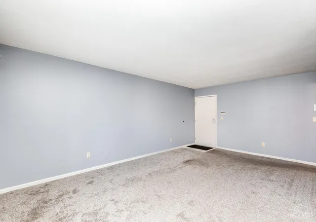Photo 3 of Sale Pending at 8790 Carrousel Park Cir #141, Colerain Twp, OH 45251 | MLS# 1892308 | Listing updated on 2026-10-05