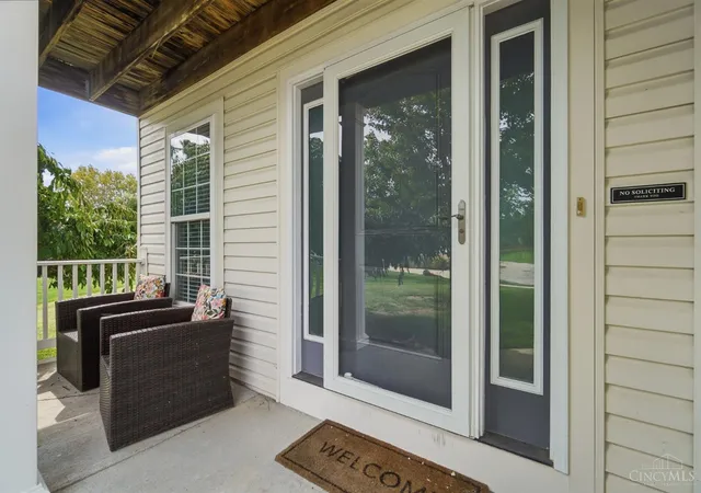 Photo 3 of Sale Pending at 1105 Armitage Ct, Lebanon, OH 45036 | MLS# 1892014 | Listing updated on 2026-09-22