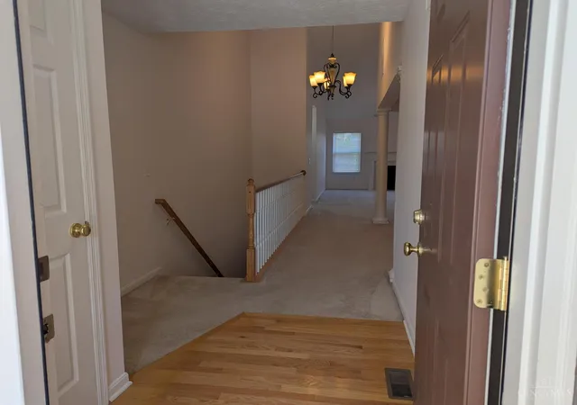 Photo 3 of Single family home for sale at 1148 Turfway Ct, Lebanon, OH 45036 | MLS# 1892327 | Listing updated on 2026-09-26
