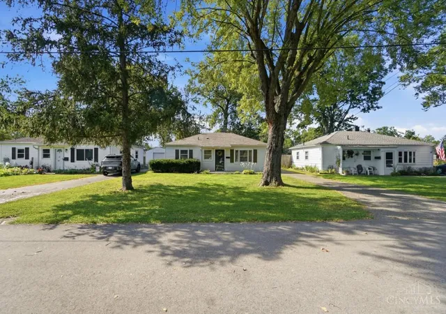 Photo 2 of Sale Pending at 619 Western Ave, Mason, OH 45040 | MLS# 1892284 | Listing updated on 2026-09-08