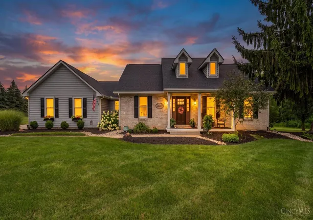 Photo 2 of Single family home for sale at 3059 Countryside Ln, Springboro, OH 45342 | MLS# 1892287 | Listing updated on 2026-09-01