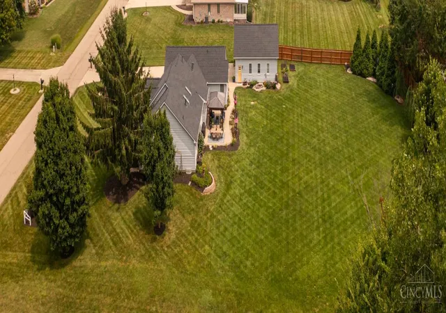 Photo 3 of Single family home for sale at 3059 Countryside Ln, Springboro, OH 45342 | MLS# 1892287 | Listing updated on 2026-09-01