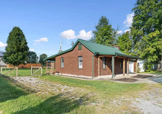 Photo 3 of Sale Pending at 118 Mae St, Sardinia, OH 45171 | MLS# 1891898 | Listing updated on 2026-09-06