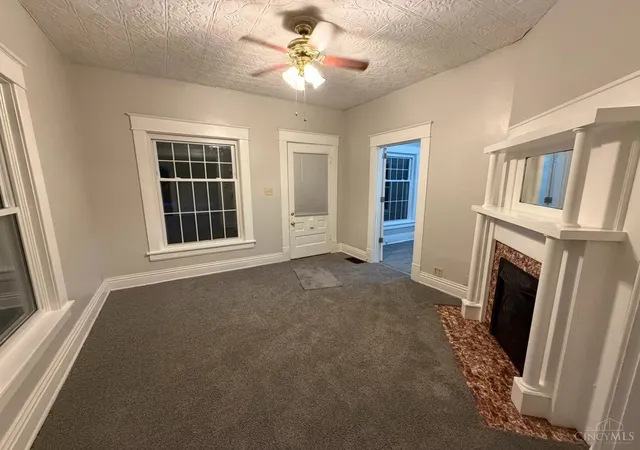 Photo 3 of Sale Pending at 440 S Elm St, Hillsboro, OH 45133 | MLS# 1892392 | Listing updated on 2026-09-17