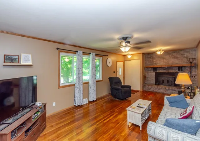 Photo 4 of Single family home for sale at 5310 Logan Ave, Riverside, OH 45431 | MLS# 1892200 | Listing updated on 2026-09-01