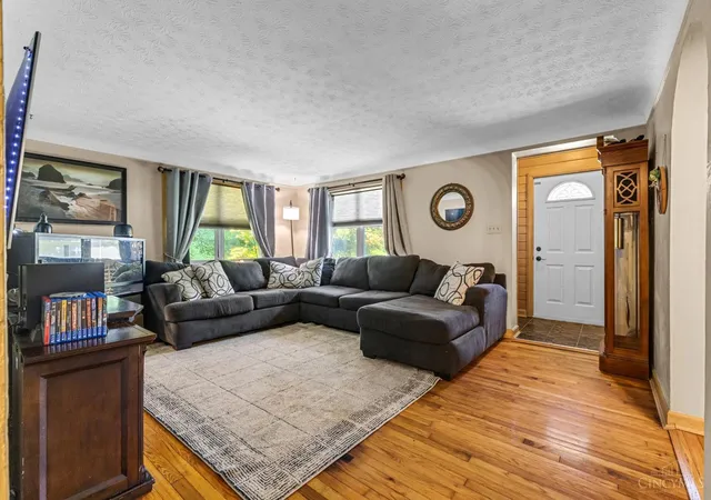 Photo 2 of Single family home for sale at 345 Amelia Olive Branch Rd, Batavia Twp, OH 45102 | MLS# 1892382 | Listing updated on 2026-09-01