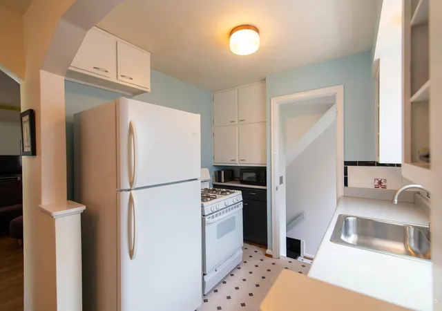Photo 4 of Sale Pending at 8104 Lake Ave, Cincinnati, OH 45236 | MLS# 1892369 | Listing updated on 2026-09-06