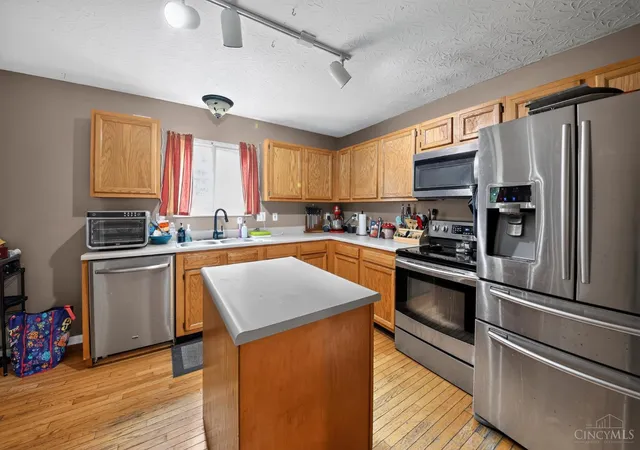 Photo 2 of Single family home for sale at 1501 Thornberry Rd, Batavia Twp, OH 45102 | MLS# 1892425 | Listing updated on 2026-09-04