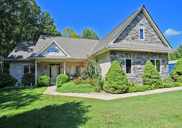 Single family home for sale at 1484 Monroe Farms Ln, Monroe Twp, OH 45157 | MLS# 1892441