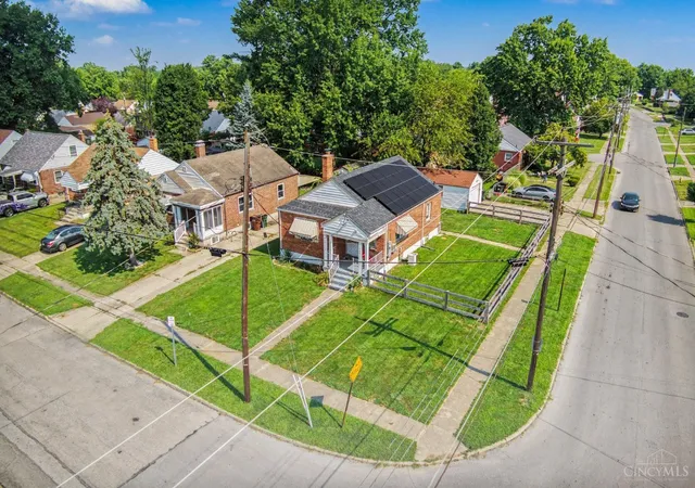 Single family home for sale at 1900 Knollridge Ln, North College Hill, OH 45231 | MLS# 1888368