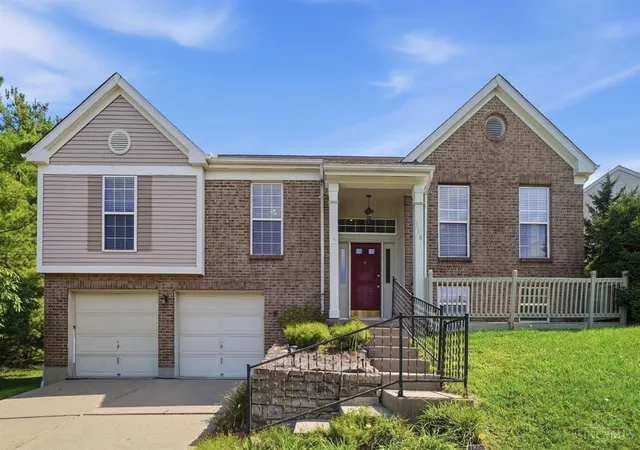 Photo 1 of Sale Pending at 116 Eagleview Way, Reading, OH 45215 | MLS# 1892374 | Listing updated on 2026-09-05