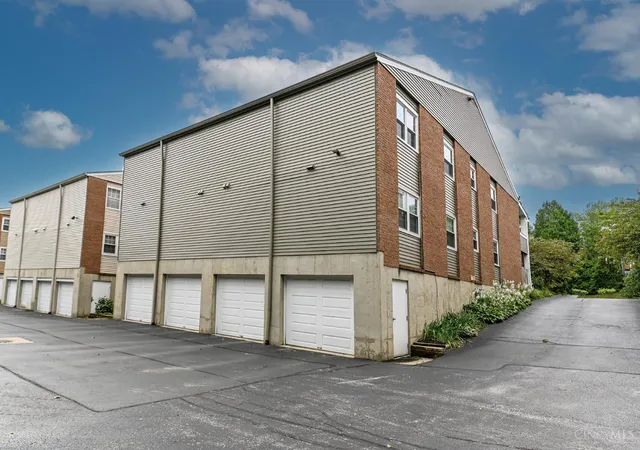 Photo 33 of Condo for sale at 3421 Traskwood Cir #C, Cincinnati, OH 45208 | MLS# 1892459 | Listing updated on 2026-09-15