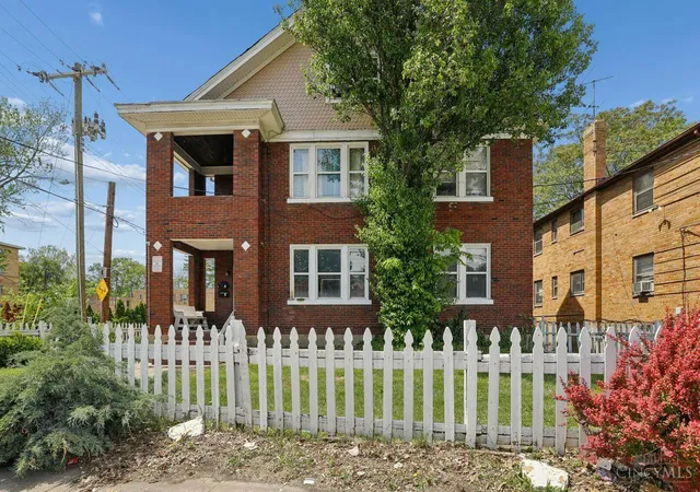 Photo 3 of House for sale at 4829 Reading Rd, Cincinnati, OH 45237 | MLS# 1892472 | Listing updated on 2026-09-01