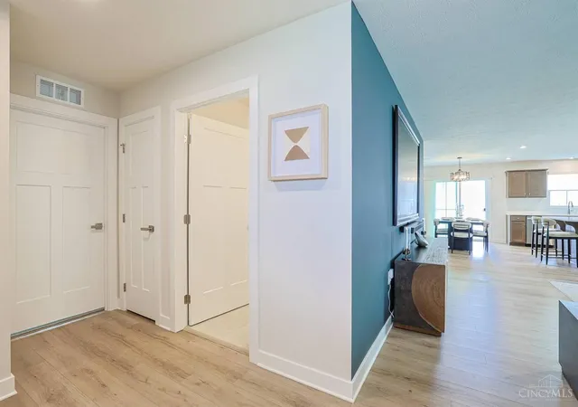 Photo 4 of Single family home for sale at 4321 Cedar Grv Ct, Batavia Twp, OH 45103 | MLS# 1892480 | Listing updated on 2026-09-08