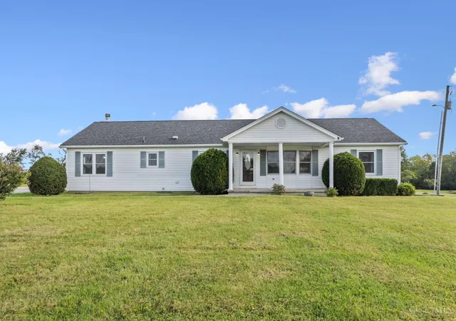 Photo 2 of Single family home for sale at 9377 Tri County Hwy, Eagle Twp, OH 45171 | MLS# 1892487 | Listing updated on 2026-09-11