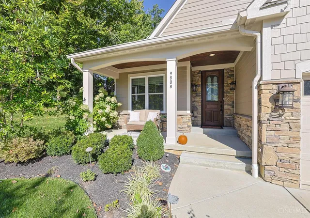 Photo 3 of Single family home for sale at 9808 Orchard Trl, Montgomery, OH 45242 | MLS# 1892323 | Listing updated on 2026-10-12