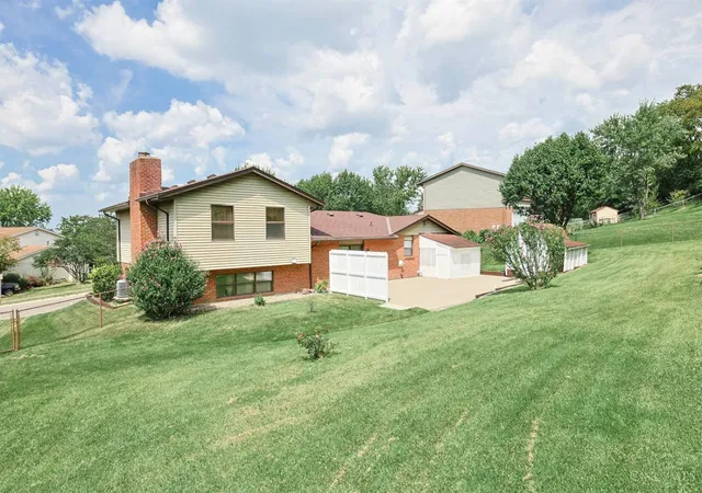 Photo 36 of Sale Pending at 5587 Boehm Dr, Fairfield, OH 45014 | MLS# 1892510 | Listing updated on 2026-09-08