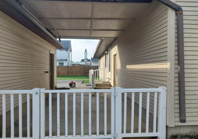 Photo 3 of Sale Pending at 218 N Washington St, Greenfield, OH 45123 | MLS# 1892513 | Listing updated on 2026-09-10