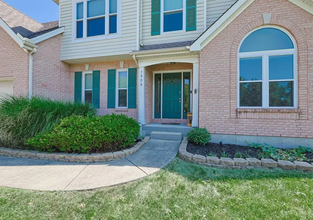 Photo 2 of Sale Pending at 7906 Laurelwood Dr, Hamilton Twp, OH 45039 | MLS# 1892178 | Listing updated on 2026-09-05