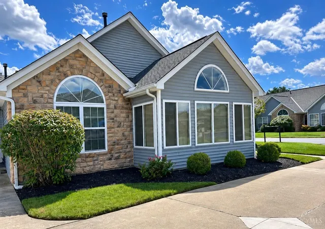 Listing Photo 1 - Condo for sale in building located at 1101st St Andrews Cir, Milford, OH 45150 - Unit #