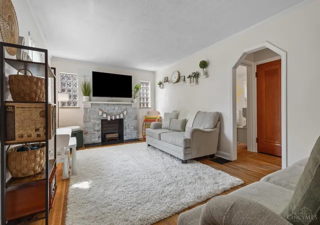 Photo 3 of Sale Pending at 4106 Homelawn Ave, Cheviot, OH 45211 | MLS# 1892407 | Listing updated on 2026-09-12