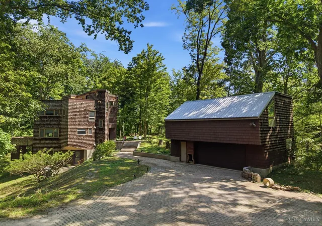 Photo 2 of Single family home for sale at 3151 Pond Run Rd, Pierce Twp, OH 45157 | MLS# 1892547 | Listing updated on 2026-09-15